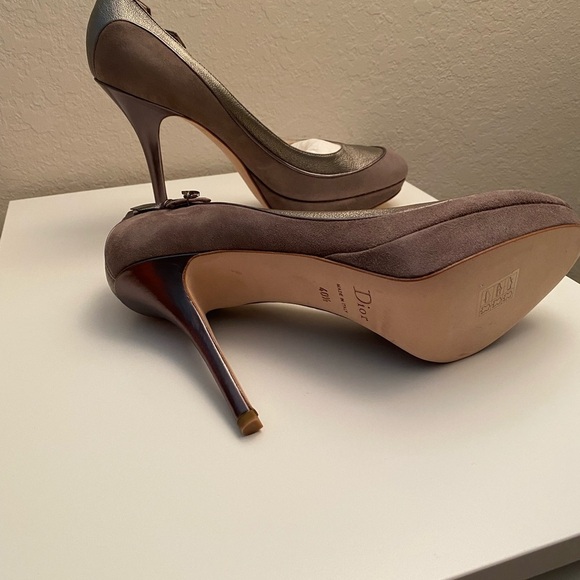 Dior Deco Dorsay Pump In Stone. New In Box. 100% Authentic - Picture 9 of 16